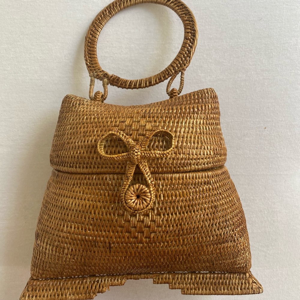 Este Rose Woven handbag